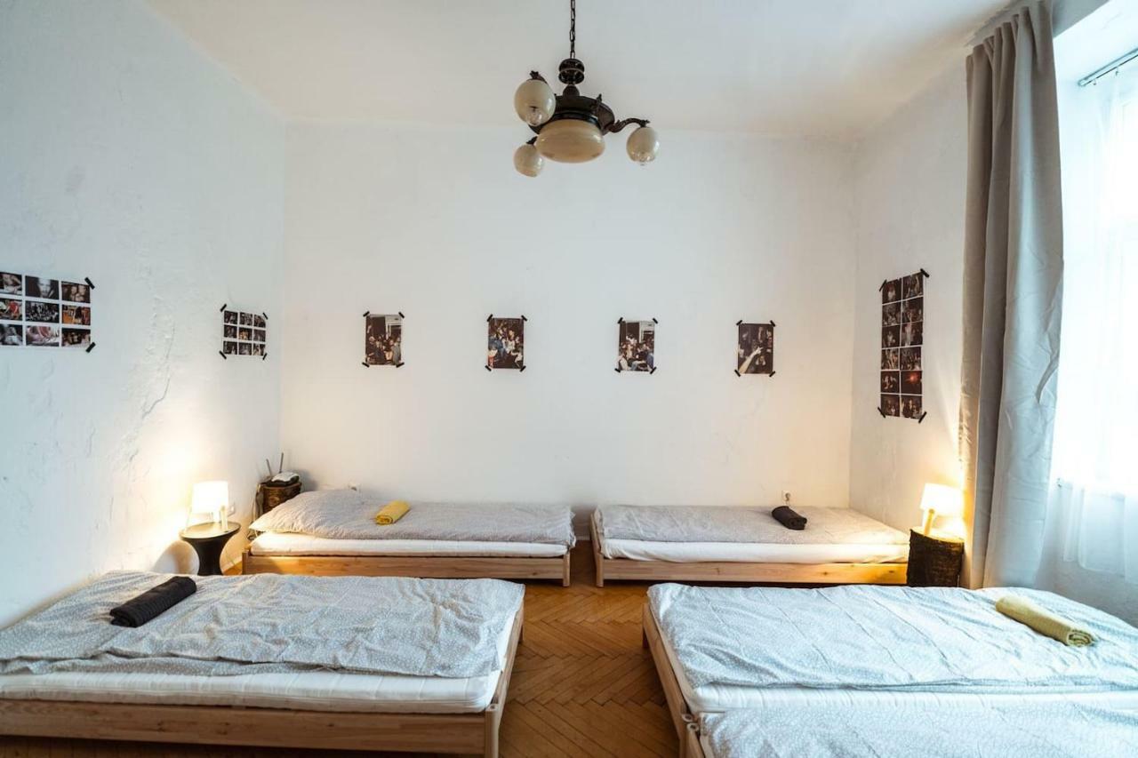 A Szoba Apartman Pecs Ngoại thất bức ảnh